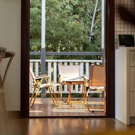 House Of Fairy Wren -Charming Queenslander Cottage Mins Drive To Brisbane Cbd And Gabba Stadium! Exterior photo