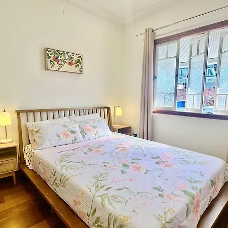 House Of Fairy Wren -Charming Queenslander Cottage Mins Drive To Brisbane Cbd And Gabba Stadium! Exterior photo